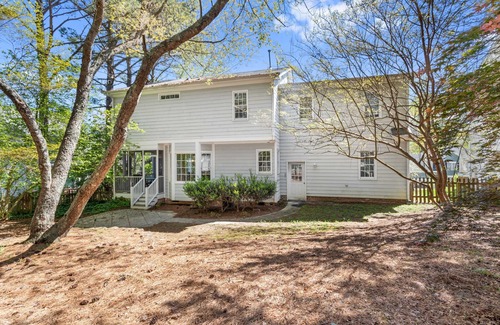 Apex House | Fenced In|Pets OK|By DT Apex|King Bed|EV Charger