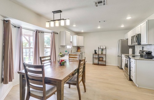 Killeen House | Fenced-In Yard: Family Home 4 Mi to Dtwn Killeen!