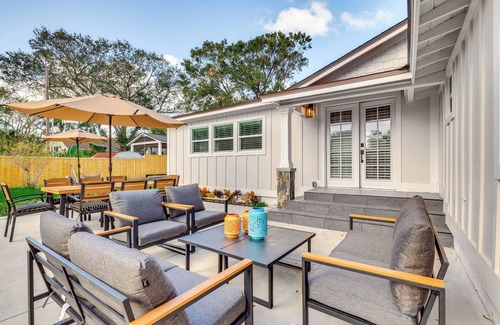 Lakeland House | Fenced Yard: Lakeland Home Adjacent to Golf Course