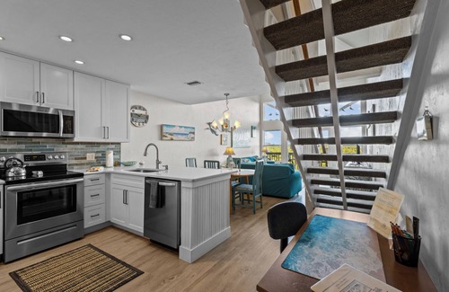 Cedar Key Condo | Fenimore Mill 10E - Pool, Hot Tub, Boat Parking!