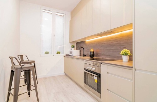 Barrio de La Latina Apartment | Fenomenal Dúplex 3 Habitaciones Barrio La Latina