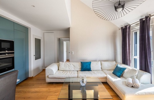 Rotheneuf-Le Pont Apartment | FENUA - Two Bedroom Apartment, Sleeps 4