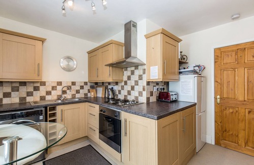 Grassington Apartment | Fern House, Grassington; central yet parking & quiet, light & period elegance
