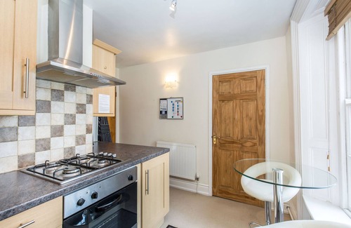Grassington Apartment | Fern House, Grassington; central yet parking & quiet, light & period elegance