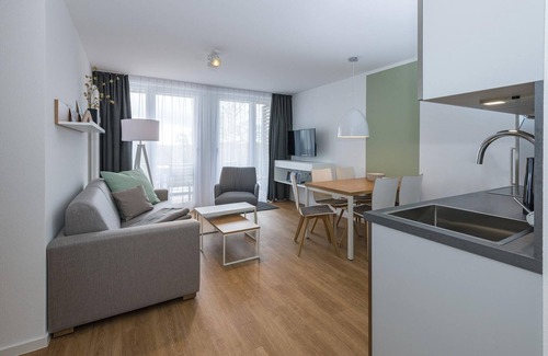 Bensersiel Apartment | Ferienapartment, Strandnah, mit Balkonen, Parkplatz, Schwimmbad- & Saunanutzung