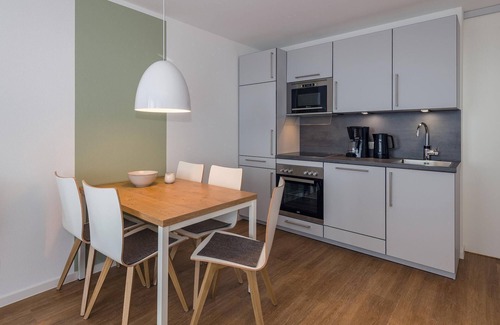 Bensersiel Apartment | Ferienapartment, Strandnah, mit Balkonen, Parkplatz, Schwimmbad- & Saunanutzung