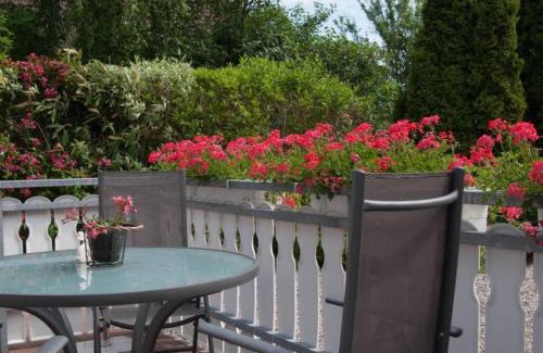 Niebuell Apartment | Ferien auf der Burg