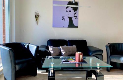 Niebuell Apartment | Ferien auf der Burg