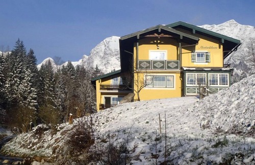 Ramsau Apartment | Ferienwohnung Rose, 2 Personen, 62 m², Dusche/WC, Flat-TV,1 Schlafzimmer, Balkon,Internet,Infrarot-Wärmekabine,Nichtrauch