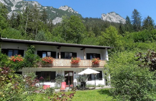 Ramsau bei Berchtesgaden Apartment | Ferienwohnung Hochkalter, 1-2 Personen, Dusche/wc, Balkon, 1 Schlafzimmer OG
