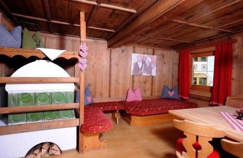 Burgstall Apartment | Ferienchalet Kreuzlauhof MAY-101