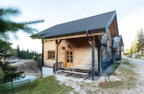 Frantschach-Sankt Gertraud Ski Chalet | Feriendorf Koralpe Chalet Bergkristall