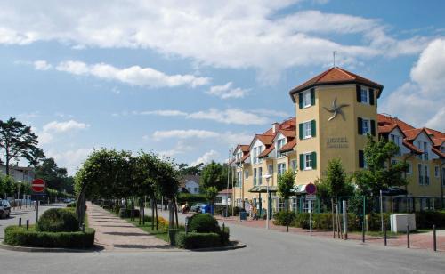 Ostseebad Baabe House | Ferienhaus Augustin mit Reetdach
