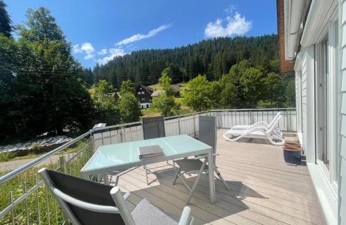 Ehlenbogen House | Ferienhaus Hirschle | Sauna | Hunde | Zaun