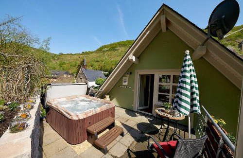 Bernkastel House | Ferienhaus mit Whirlpool und Sauna