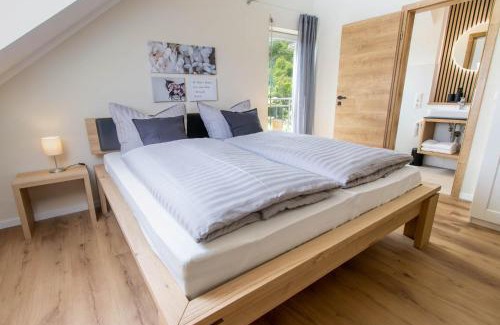 Koppelberg Apartment | Ferienhaus Moselhöhe - 2023 neu renoviert, mit Design-Ausstattung & großem Garten