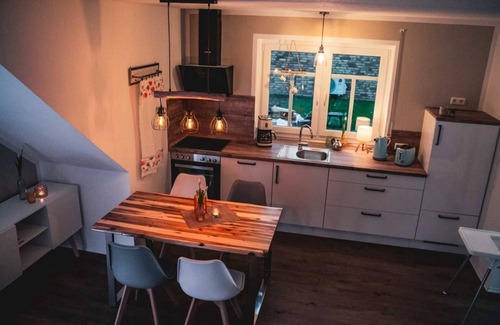 Tannenhausen House | Ferienhaus Regine am See mit Privatstrand - Regine