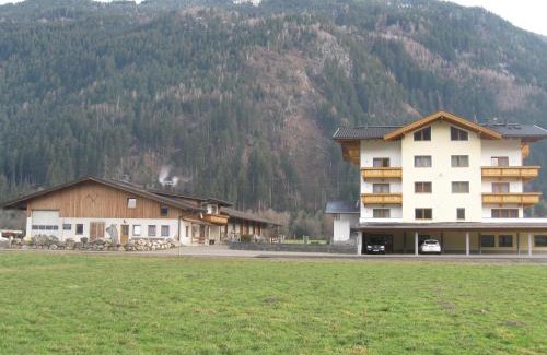 Uderns Apartment | Ferienhaus Spieljochblick