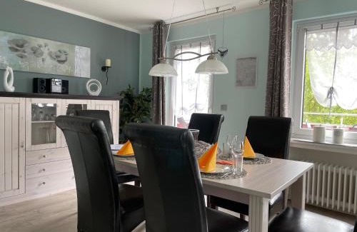 Bad Sachsa House | Ferienhaus SweetHome - eingezäunter Garten - 3 Hunde willkommen - ruhige Sackgasse