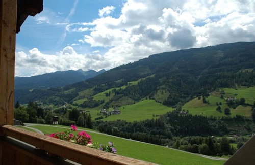 Taxenbach Apartment | Ferienhaus Yera