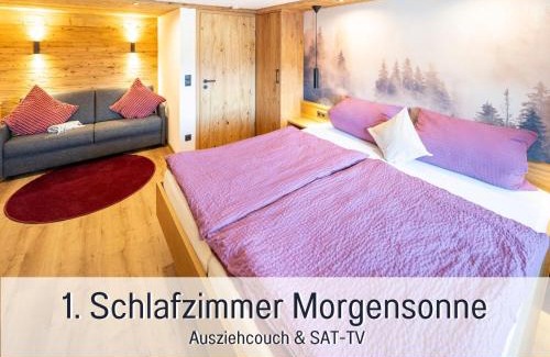 Immenstadt im Allgaeu Apartment | Ferienhof Eger - entspannter Urlaub mit Baby & Kleinkind - wahlweise top modern oder günstige Fewos - ruhig am Ende der Straße - Kälbchen füttern - Traktor fahren - Freie Fahrt mit den Hörnerbahnen in Sommersaison - E-Ladestation - E-bike Verleih ab Hof