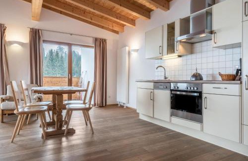 Castelrotto Apartment | Ferienparadies Sabina Birke