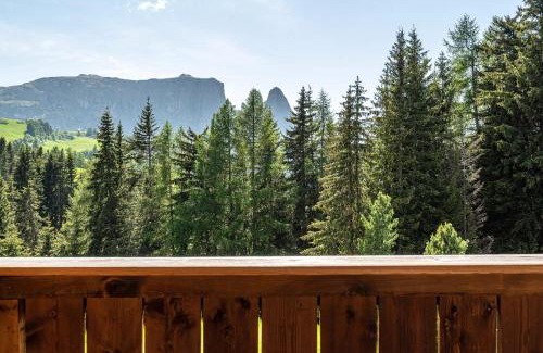 Castelrotto Apartment | Ferienparadies Sabina Compatsch