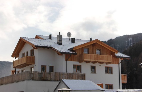Nauders Apartment | Ferienwohnung Schlossblick - Alpenrose- Apart