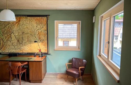 Hofheim in Unterfranken Apartment | Ferienwohnung 'Ginkgo' mit verwunschenem Garten & privater Sauna