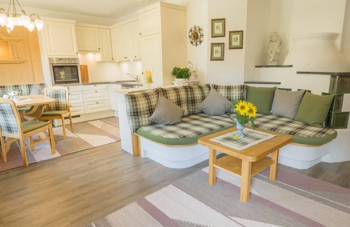 Obernberg am Brenner Apartment | Ferienwohnung Tribulaunblick - Gästehaus Geir