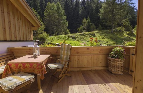 Obernberg am Brenner Apartment | Ferienwohnung Tribulaunblick - Gästehaus Geir