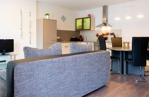 Waldulm Apartment | Ferienwohnung 46qm, 1 Schlafzimmer mit Fußbodenheizung für max. 2 Personen