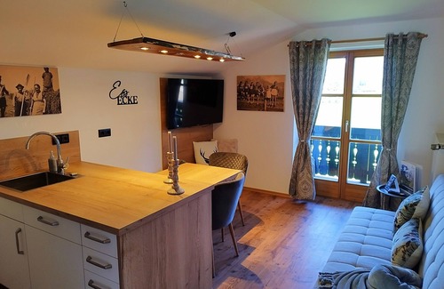 Oberschonau Apartment | Ferienwohnung 1 bis 4 Personen, 50 qm, 2 Schlafzimmer, Balkon