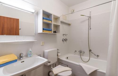 Oberaudorf Apartment | Ferienwohnanlage Oberaudorf C5 mit 5 Schlafplätzen und Hallenbad, Sauna