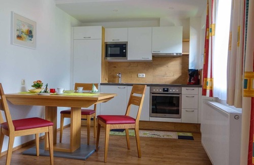 Maurach Apartment | Ferienwohnung Nr. 2 - Gästehaus Seeblick