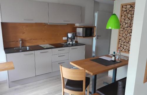 Immenstaad am Bodensee Apartment | Ferienwohnung am Kniebach