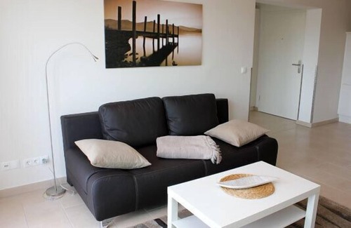 Ostseebad Dierhagen Apartment | Ferienwohnung mit Balkon und Eingeschränktem Ostseeblick Direkt Hinter der Düne