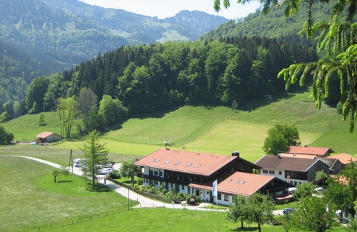 Aschau im Chiemgau Apartment | Ferienwohnung° 65 qm zwei extra Schlafzimmer und Balkon, App. Nr. 26