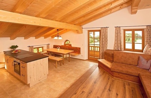 Bernau am Chiemsee Apartment | Ferienwohnung Hochgern