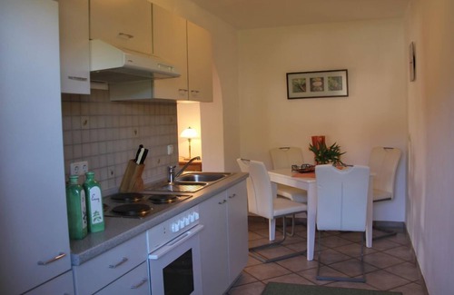 Frasdorf Apartment | Ferienwohnung 1-3 Personen, 46 qm, Balkon, 1 Schlafzimmer, Wohnküche, SAT-TV