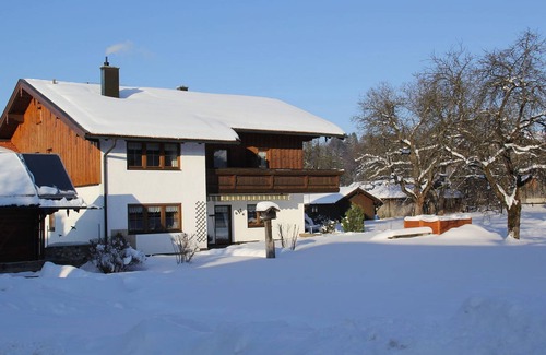 Frasdorf Apartment | Ferienwohnung 1-3 Personen, 46 qm, Balkon, 1 Schlafzimmer, Wohnküche, SAT-TV