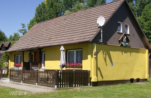 Burg-Dorf Apartment | Ferienwohnung 1 am Bismarckturm in Burg