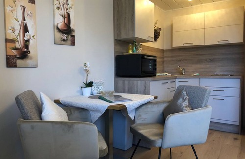 Abersee Apartment | Ferienwohnung 1 mit 1 Schlafzimmer - Gästehaus Kloibergütl
