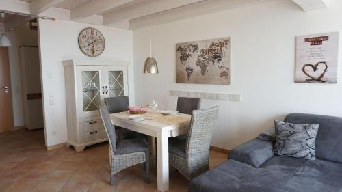 Meersburg Apartment | Ferienwohnung 3-Länder-Blick
