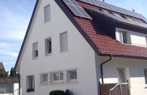West Mooswald Apartment | Ferienwohnung, 60qm, 1 Schlafzimmer, 1 Wohn-/Schlafraum
