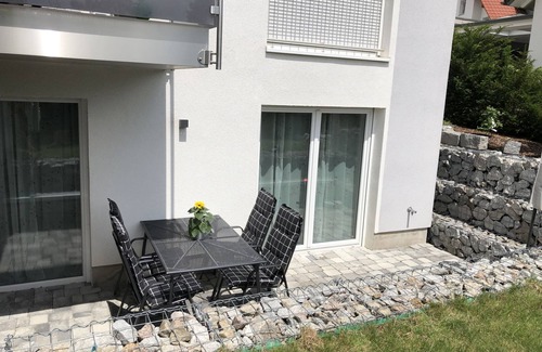 Muellheim Apartment | Ferienwohnung, 62qm, Terrasse, Souterrain, 1 Schlafzimmer, max. 3 Personen