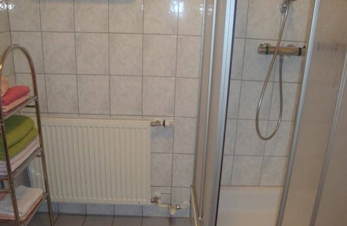 Untergriesbach Apartment | Ferienwohnung (64qm) mit Balkon und großer Wohnküche