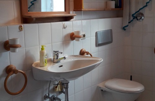 Unterwoessen Apartment | Ferienwohnung 67 m², 1-2 Personen, Schlafzimmer, Wohnraum, Küche, TV, WLAN, Terrasse