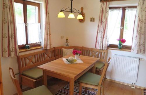 Frasdorf Apartment | Ferienwohnung Aiblinger