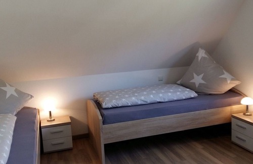 Oppenau Apartment | Ferienwohnung am Moosbächle, 80qm, 2 Schlafzimmer, max. 5 Personen